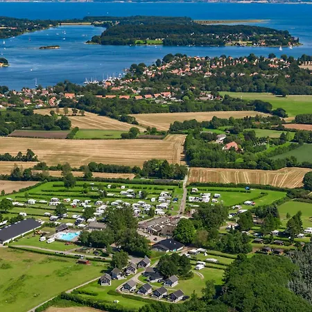 Pa Tasinge, Naer Svendborg