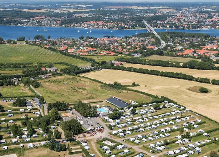 - Huette - Hytte, Dağ evi Svendborg